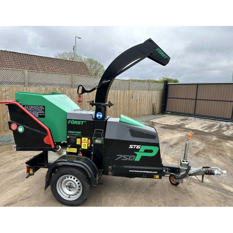 2018 FORST ST6P FAST TOW PETROL WOODCHIPPER- 713 HOURS